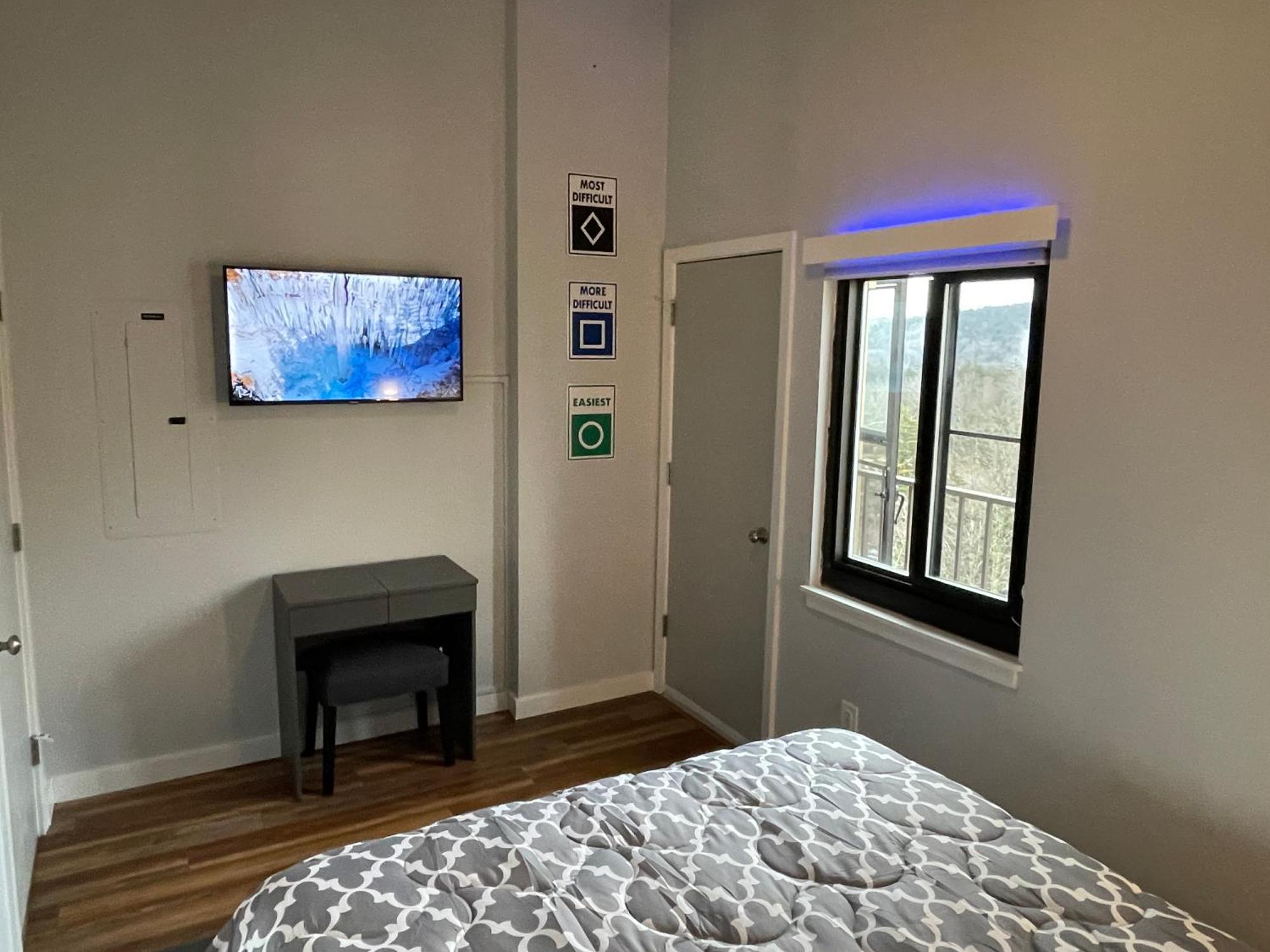 Modern Condo With Ski In & Ski Out - Silver Creek Lodge, สโนว์ชู ภายนอก รูปภาพ